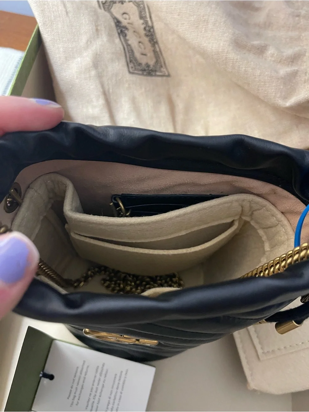 Gucci black Marmont Bucket Bag - Picture 3 of 8
